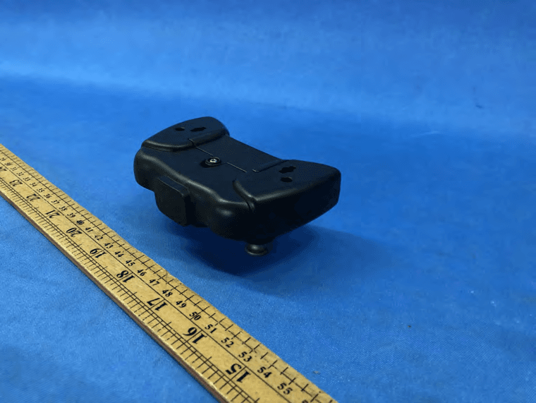 1/24 BatMobile RC - FCC ID PQN92304TX2G4 - Spin Master Toys Far East Ltd. (2)