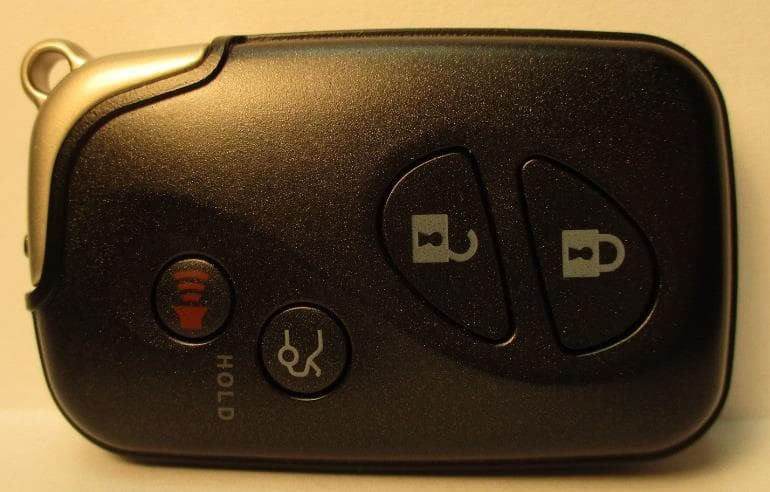 315 MHz Keyfob Transmitter - FCC ID PQTDORM48 - Dorman Products, Inc.
