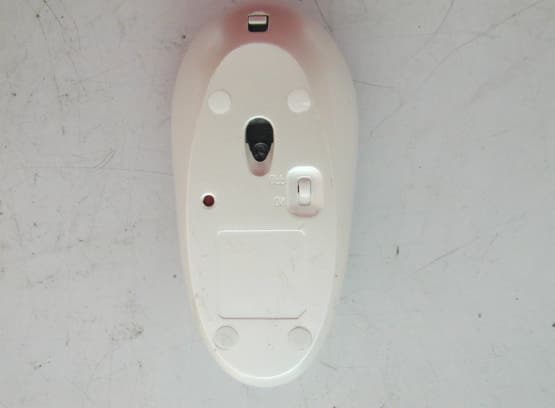 27 MHz Mini Wireless Mouse - FCC ID PQY-4710874100456 - Cellink Co., Ltd. (2)
