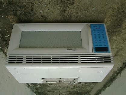 Microwave Oven - FCC ID PR46261X - Whirlpool Microwave Products Development Limited. (1)