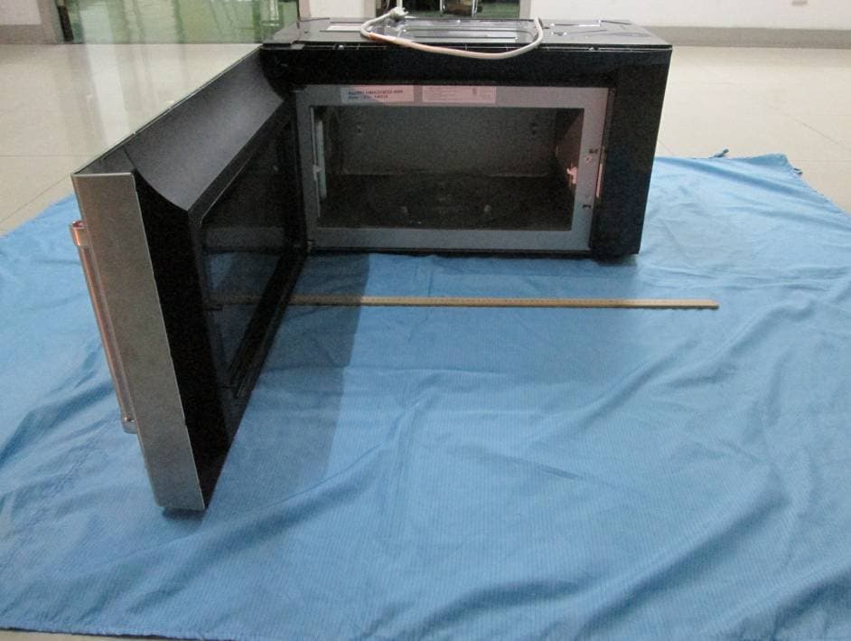Microwave Oven - FCC ID PR4ACU3FC519 - Whirlpool Microwave Products Development Limited. (3)