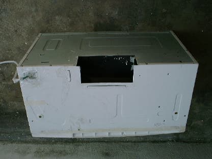 Microwave Oven - FCC ID PR4GH8185 - Whirlpool Microwave Products Development Limited. (2)