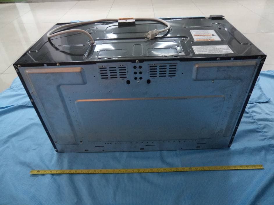 Microwave Oven - FCC ID PR4RED299P2Y - Whirlpool Microwave Products Development Limited. (3)