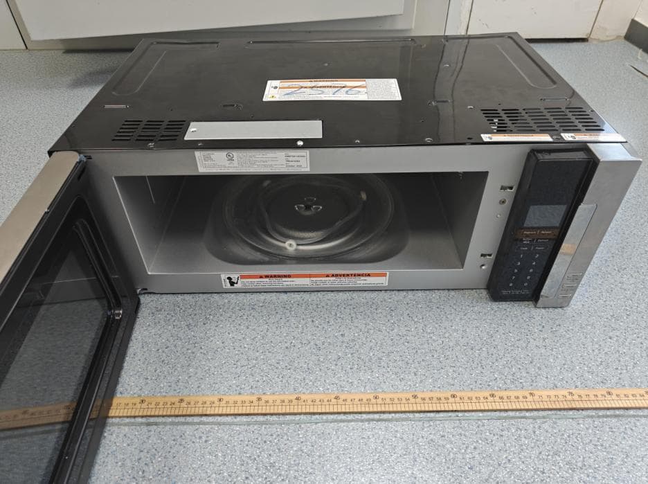 Household microwave oven - FCC ID PR4TANGOLPTKY - Whirlpool Microwave Products Development Limited. (3)