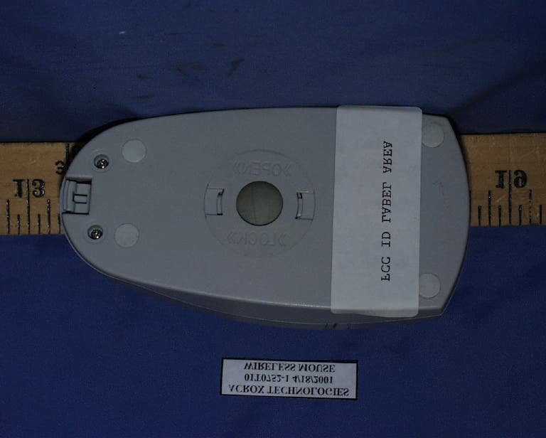 27 MHz WIRELESS MOUSE TRANSMITTER - FCC ID PRDMU0010320 - Acrox Technologies Co., Ltd. (3)