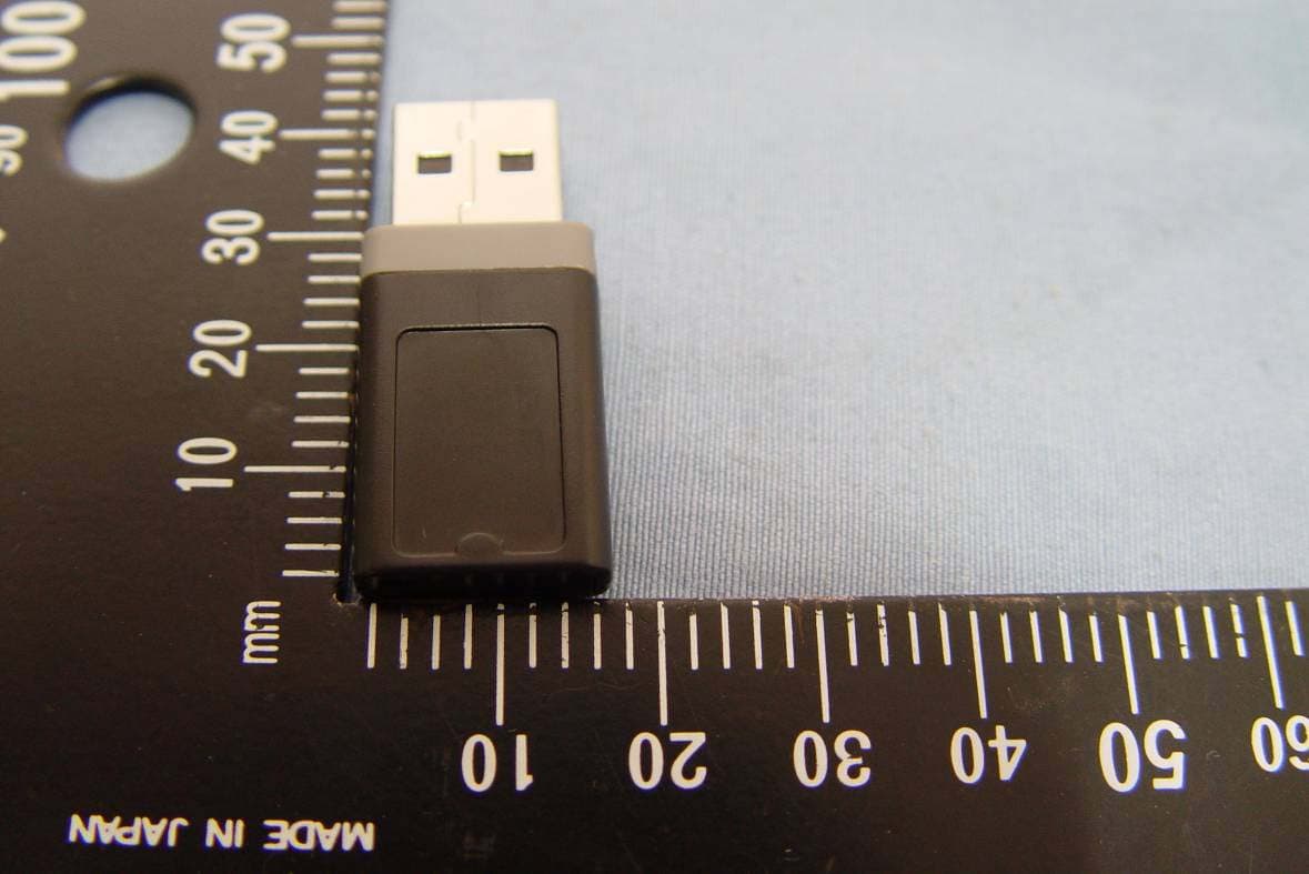 Wireless dongle - FCC ID PRDMUWIRTRE03 - Acrox Technologies Co., Ltd. (2)