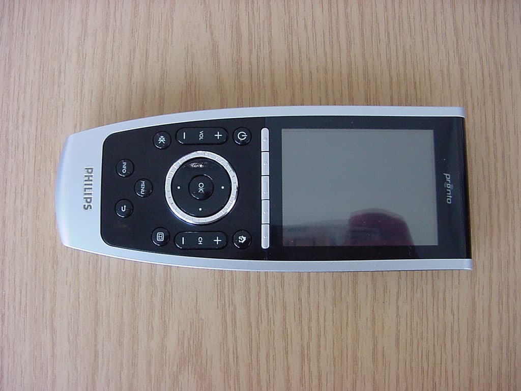 WLAN Remote Control - FCC ID PT5TSU9400 - Philips Consumer Lifestyle (3)