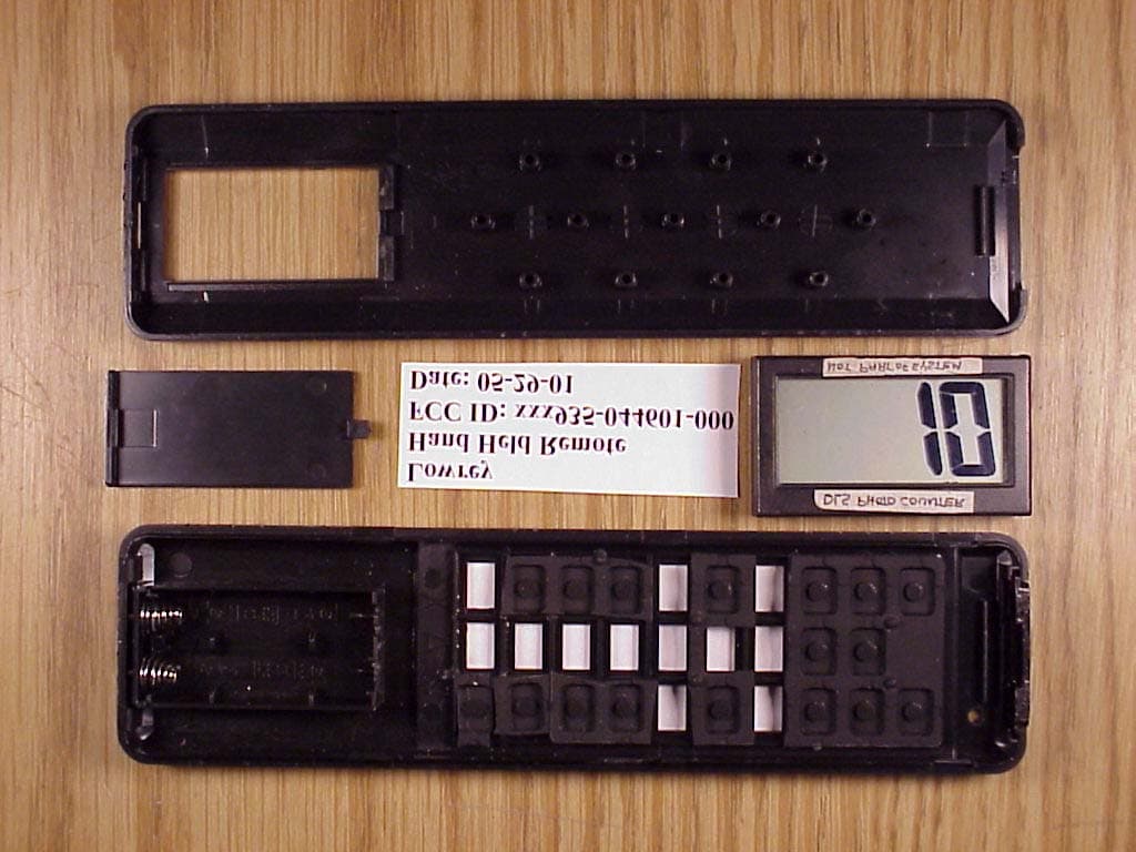 Hand-Held RF Remote Control - FCC ID PU2935-44601-000 - Lowrey Organ Company (5)
