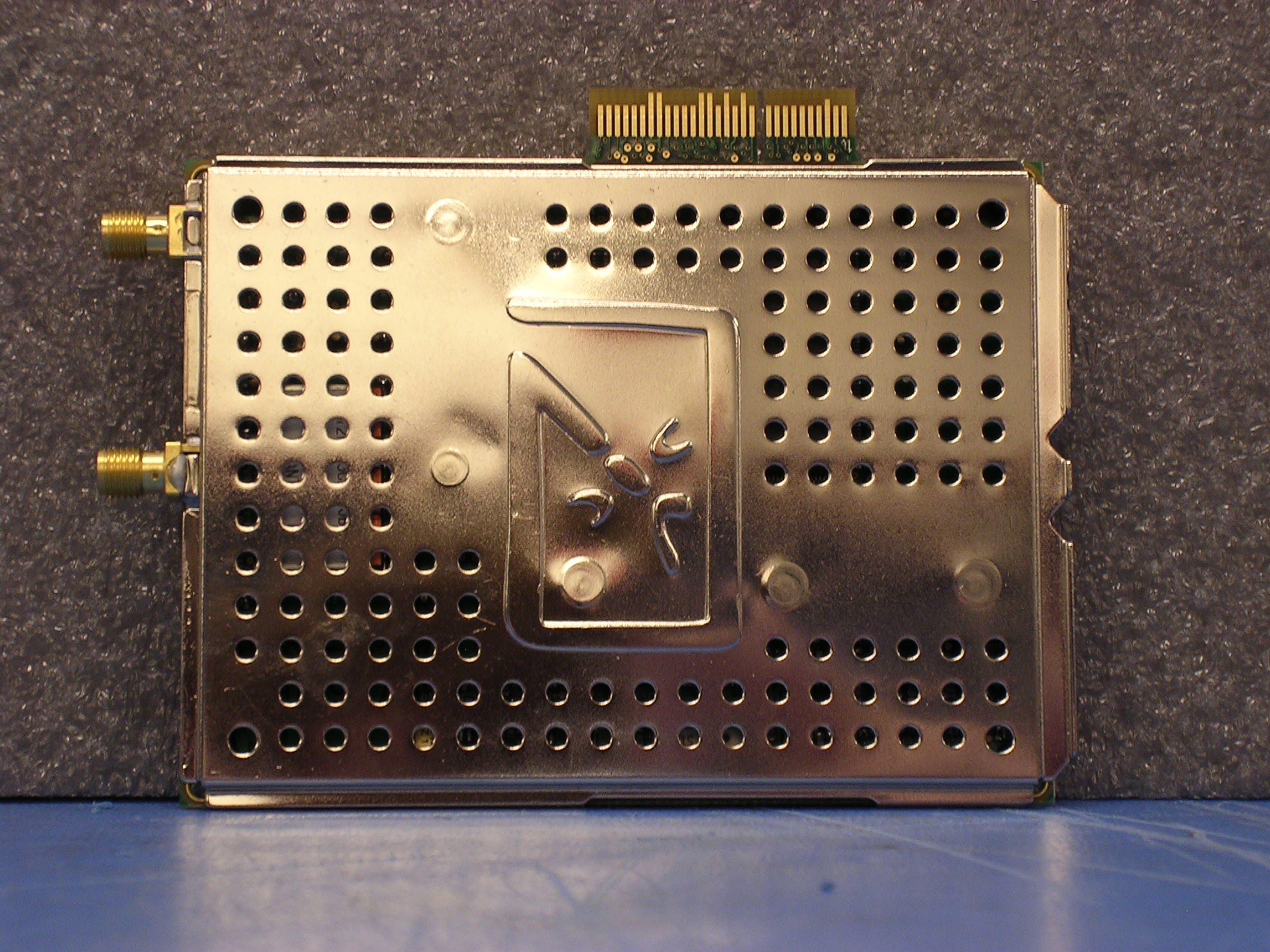 B-Series GSM 1.0 - FCC ID PURBSERIESGSMNA10 - RadioFrame Networks, Inc (2)