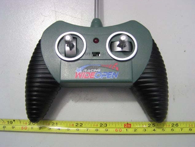 1:24 scale R/C Nascar car-Remote Toy Controller - FCC ID PV5MSD03331991 - Meisida Electronic Toys Co., Ltd (1)