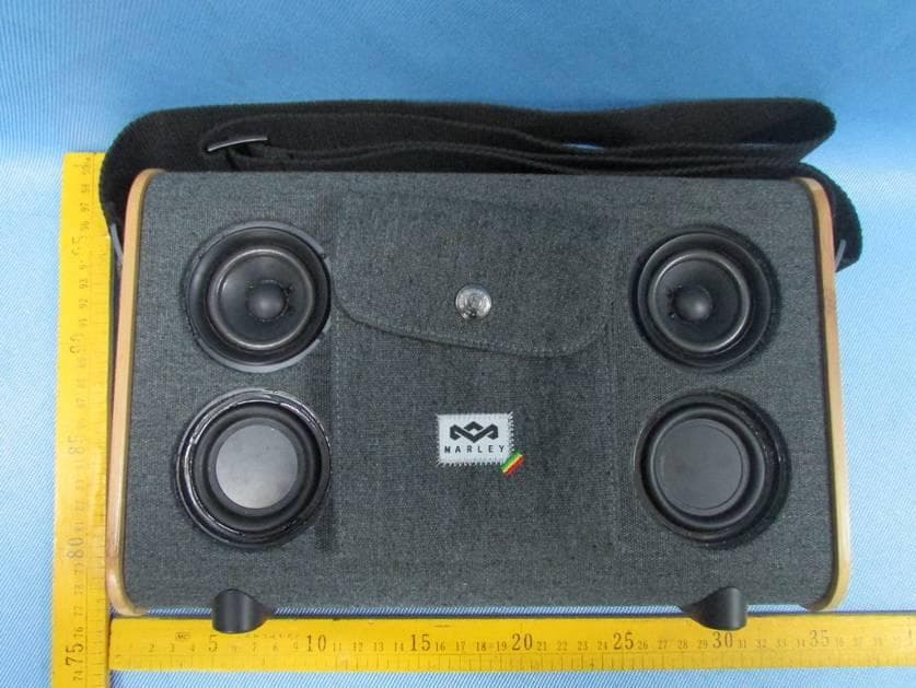 PORTABLE BLUETOOTH SPEAKER PRODUCT NAME ROOTS ROCK - FCC ID PVB-ROOTSROCK - The House of Marley.LLC (3)