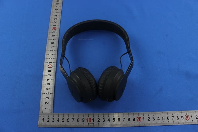 REBEL BT - FCC ID PVBEM-JH101 - The House of Marley.LLC (4)