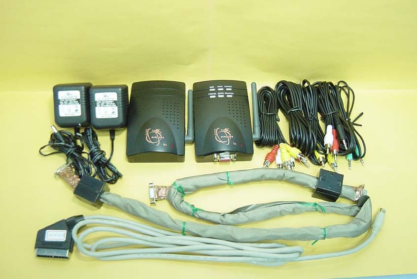 PC To TV Transmitter - FCC ID PVCGTP221 - Grantec Electronic Corp.