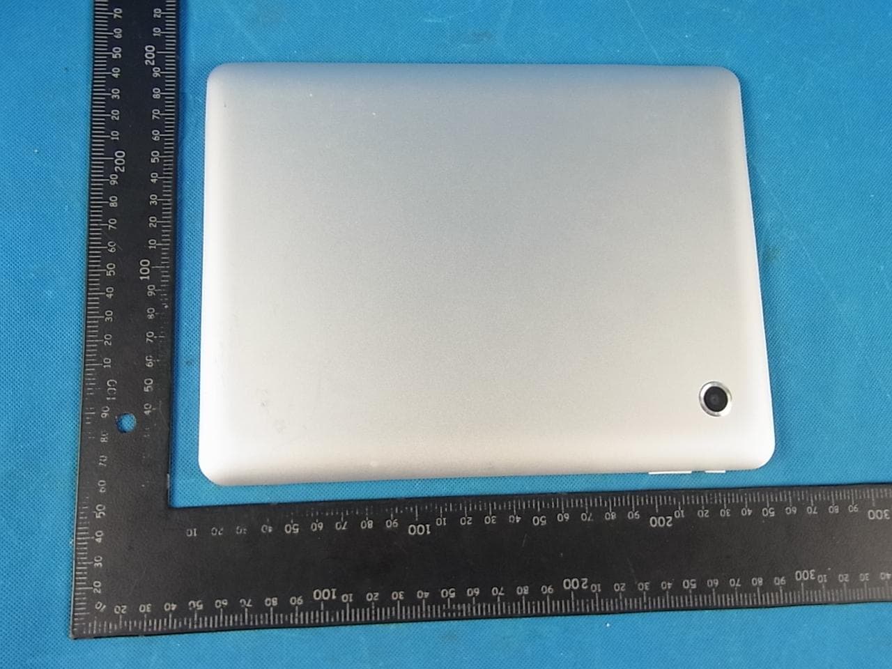 Tablet PC - FCC ID PVGVICDSMDSR497 - VIC LLC (2)