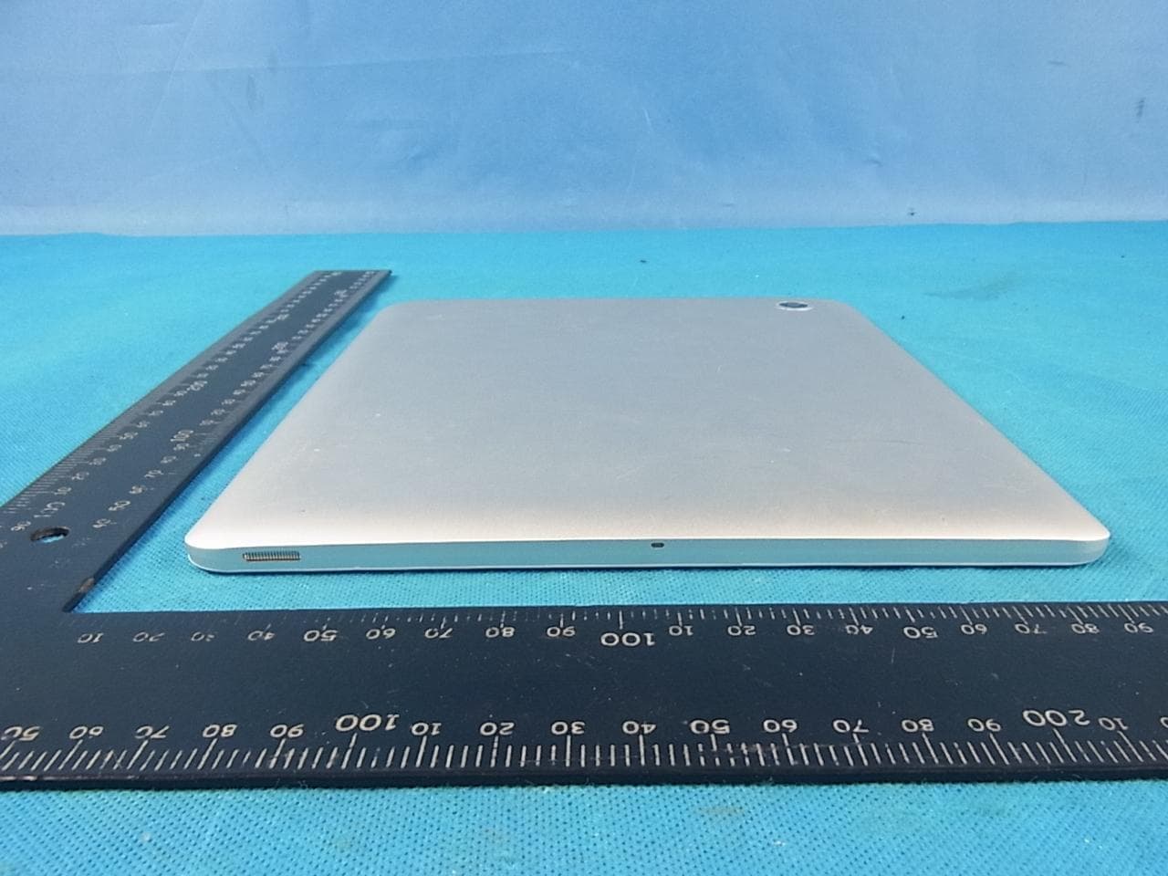 Tablet PC - FCC ID PVGVICDSMDSR497 - VIC LLC (3)