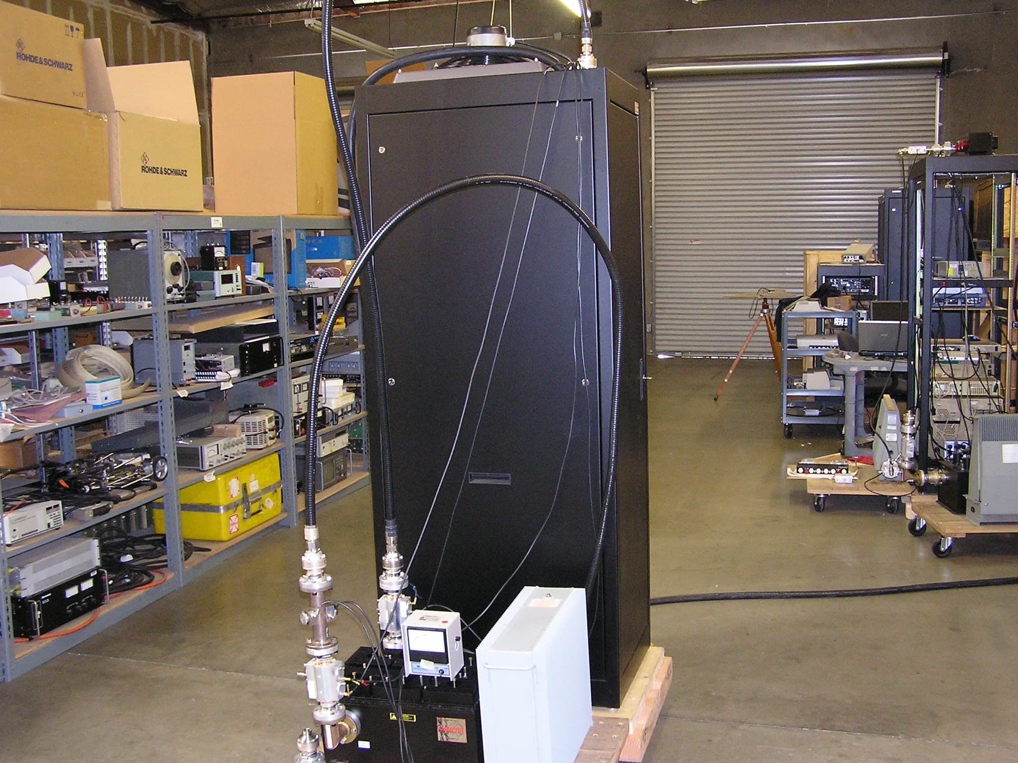 1.2 KW DTV TRANSMITTER - FCC ID PW2DTXPRO1200U - Pineapple Technology, Inc.