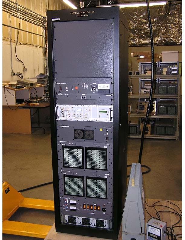 Analog 2.5 kW TV Transmitter - FCC ID PW2UTX2-5KULTRA - Pineapple Technology, Inc. (3)