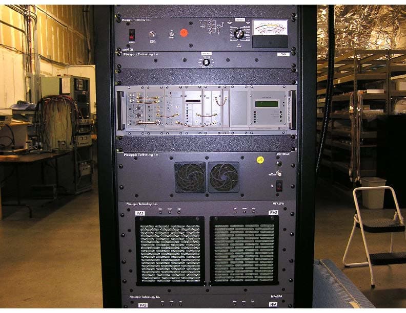 Analog 2.5 kW TV Transmitter - FCC ID PW2UTX2-5KULTRA - Pineapple Technology, Inc. (2)