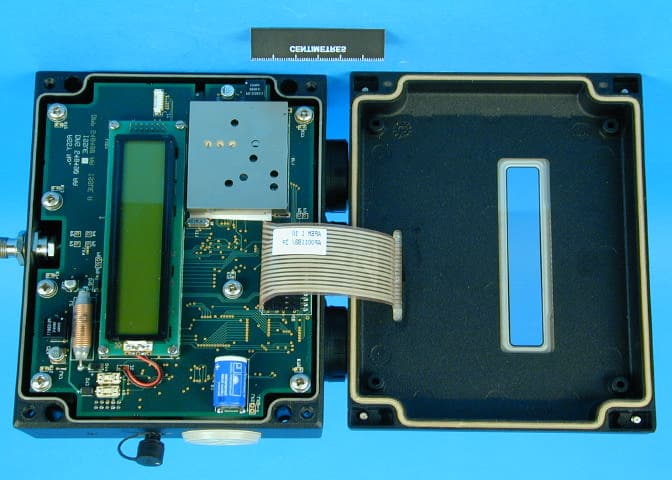 SEMS base station R8060 - FCC ID PW9R8060 - E2V Technologies Ltd. (3)