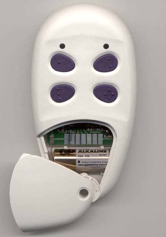 TRANSMITTER ERONE MOD. TL433 - FCC ID PWJTL433 - CDVI WIRELESS S.P.A.