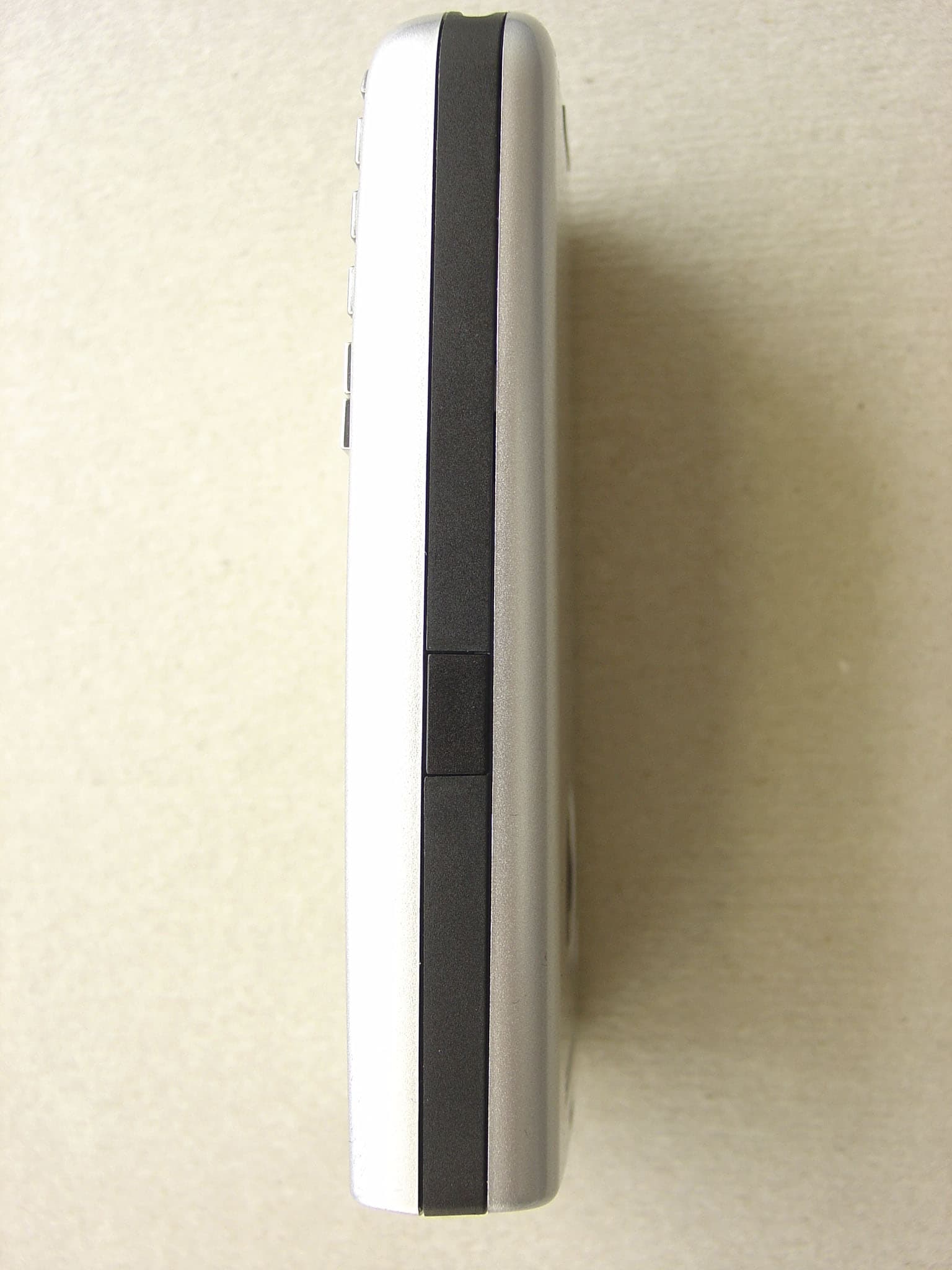 GSM 900/1800/1900 Mobile Phone - FCC ID PWX-C75 - BenQ Mobile GmbH & Co. OHG (3)