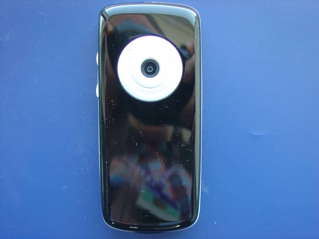 GSM Mobile Phone with Bluetooth - FCC ID PWX-C81 - BenQ Mobile GmbH & Co. OHG (2)