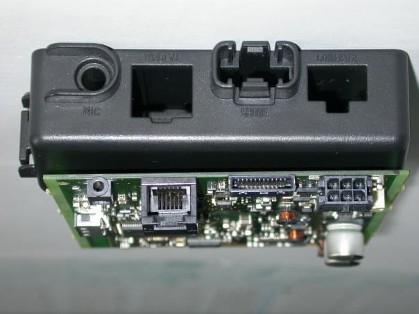 Car Kit with Bluetooth Transceiver - FCC ID PWX-HKW - BenQ Mobile GmbH & Co. OHG (4)