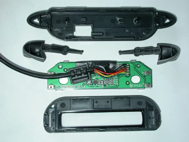 Car Kit with Bluetooth Transceiver - FCC ID PWX-HKW - BenQ Mobile GmbH & Co. OHG (2)