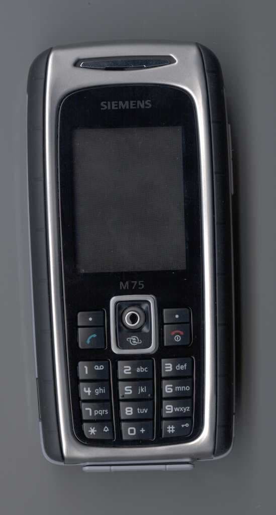 GSM 1900 Mobile phone with BT - FCC ID PWX-M75 - BenQ Mobile GmbH & Co. OHG