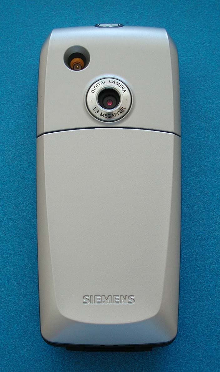 GSM 850/1800/1900 Mobile with BT - FCC ID PWX-S66 - BenQ Mobile GmbH & Co. OHG (4)