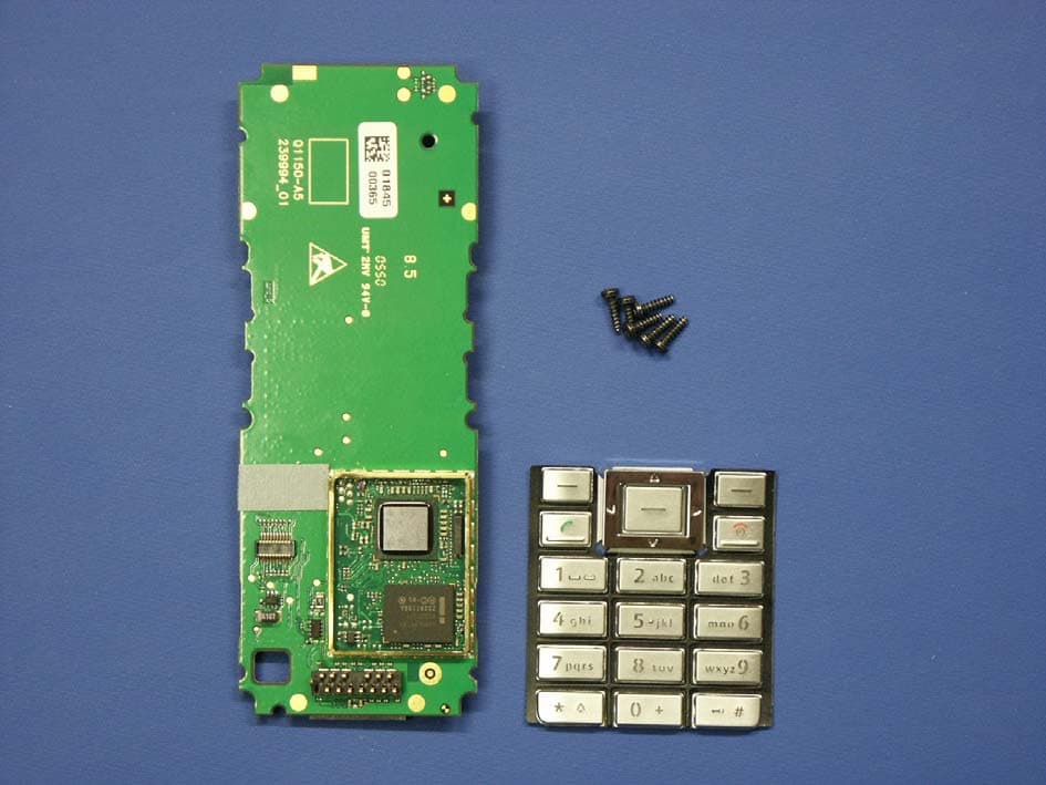 Tri-Band GSM Mobile Phone with BT - FCC ID PWX-S68 - BenQ Mobile GmbH & Co. OHG (4)