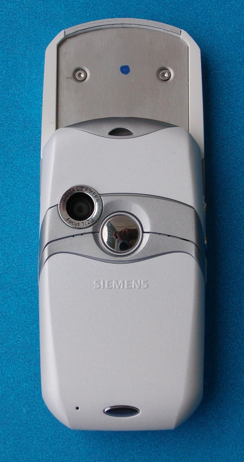 GSM 1900 Mobile Phone - FCC ID PWX-SL65 - BenQ Mobile GmbH & Co. OHG (3)