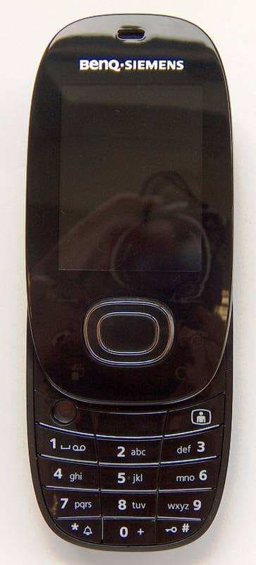 GSM 900/1800/1900, UMTS Mobile Phone with BT - FCC ID PWX-SL91 - BenQ Mobile GmbH & Co. OHG (2)