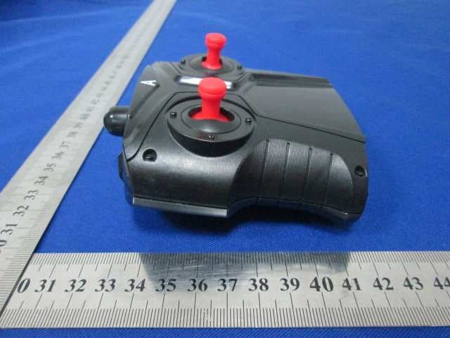 Jurassic World Jeep R/C - FCC ID PWYJT24TX99020 - Jada Toys Company Limited (3)