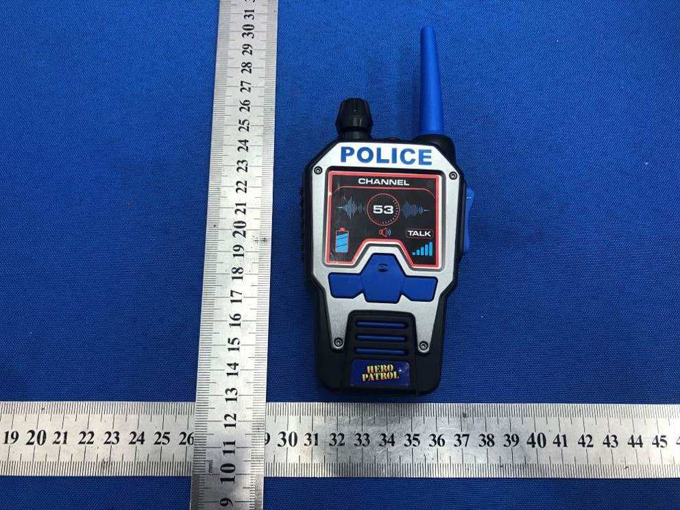 Hero Patrol Walkie Talkie - FCC ID PWYJT24TX99036 - Jada Toys Company Limited