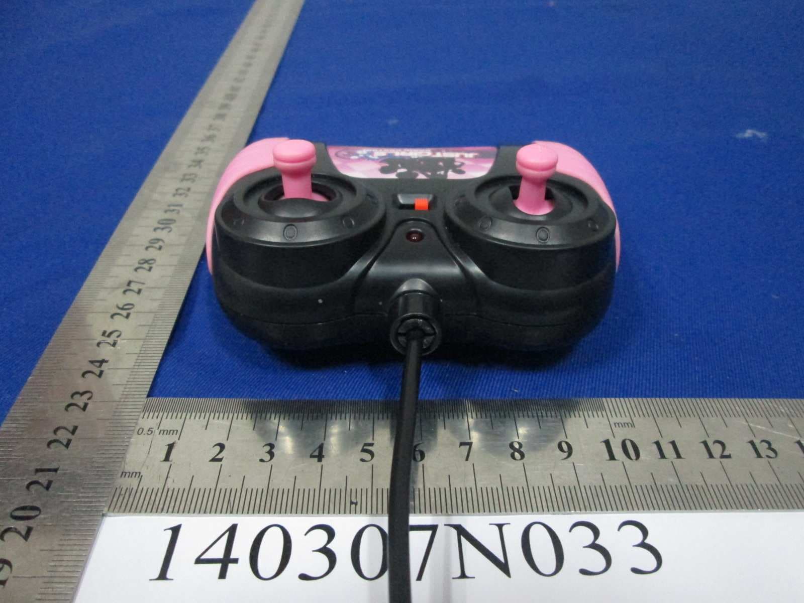 7.5 inch RC - FCC ID PWYJT49TX99015 - Jada Toys Company Limited (3)
