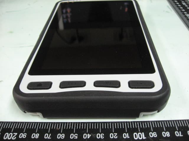 Rugged Tablet PC - FCC ID PX97000WBW - Winmate Inc. (4)