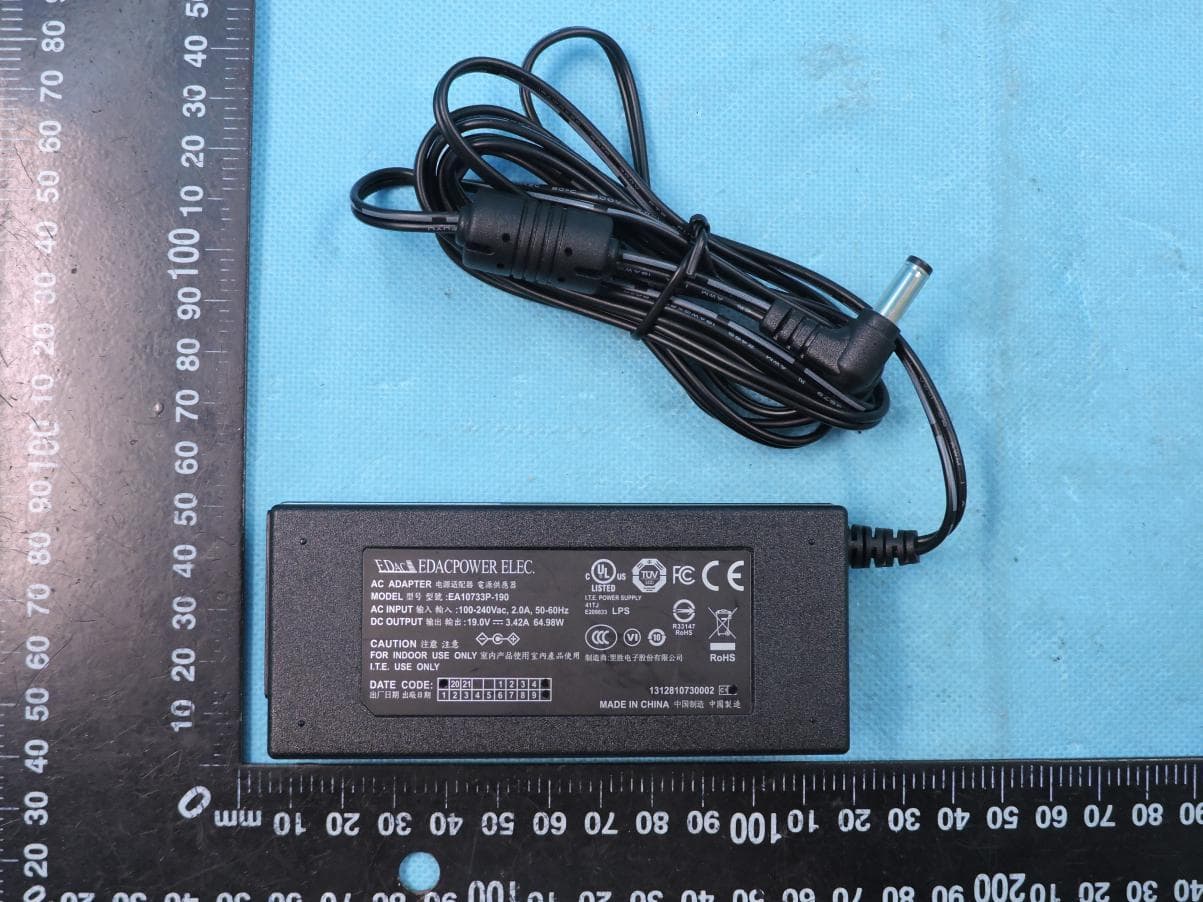 Rugged Tablet PC - FCC ID PX9M101PH001 - Winmate Inc.