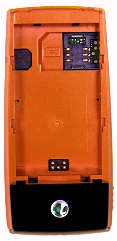 Dual Band GSM Cellular Phone - FCC ID PXITR-G1202 - Sony Ericsson Mobile Communications Inc. (2)