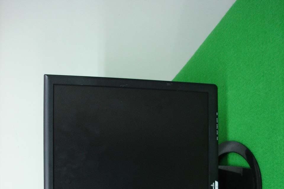 LCD MONITOR - FCC ID PXWHL720A - Wooyoung Telecom Co., Ltd. (4)