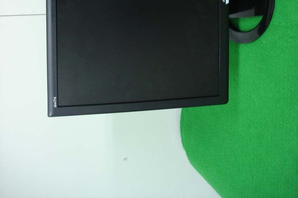 LCD MONITOR - FCC ID PXWHL720A - Wooyoung Telecom Co., Ltd. (3)