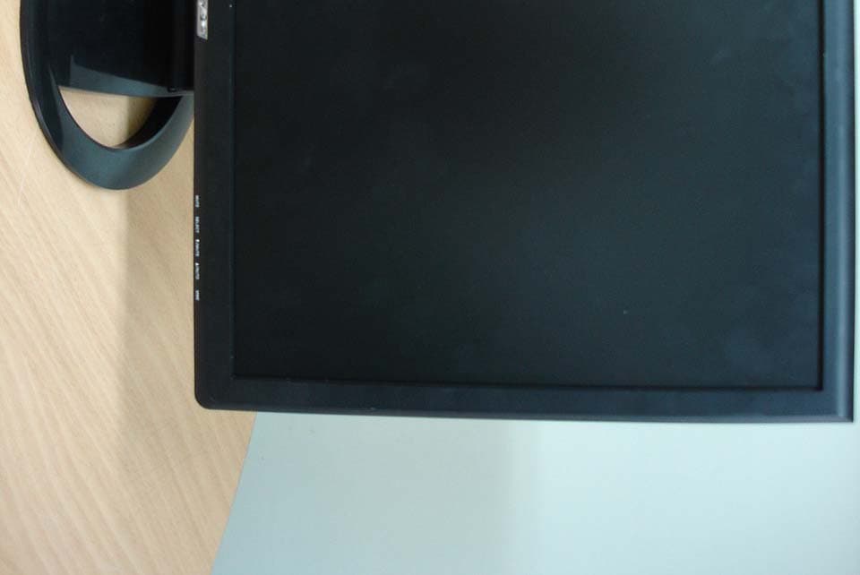 TFT LCD MONITOR - FCC ID PXWHL720D - Wooyoung Telecom Co., Ltd. (3)