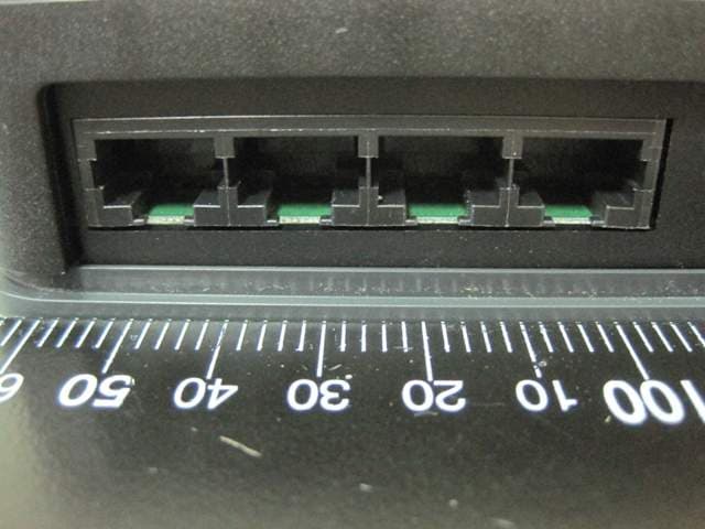 Wireless Cable Modem Gateway - FCC ID PY310300143 - Netgear Incorporated (2)