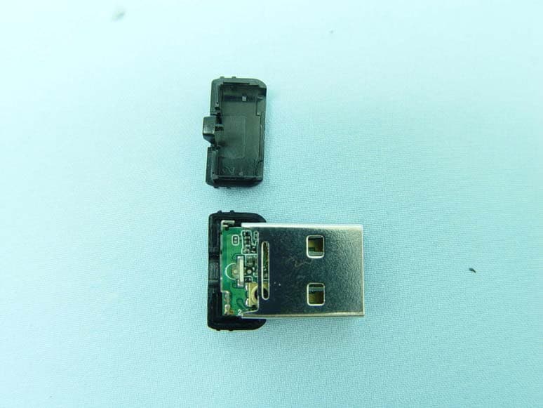 G54/N150 Wireless USB Micro Adaptor - FCC ID PY310400152 - Netgear Incorporated (3)