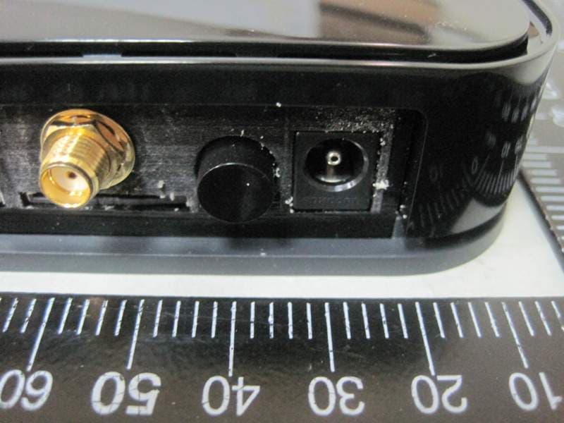 LTE Broadband 11n Wireless Router - FCC ID PY311100159 - Netgear Incorporated (3)