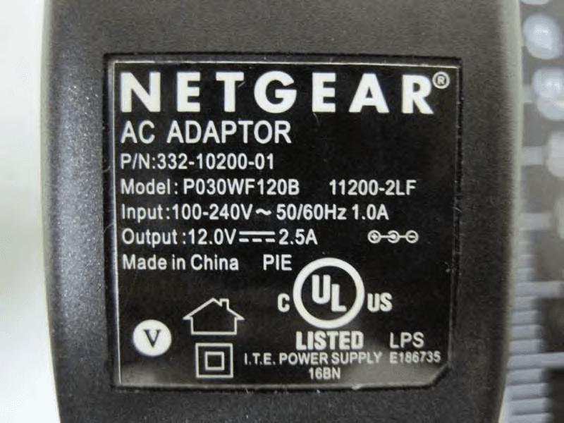 N600 Wireless Dual Band Gigabit Router - FCC ID PY311200166 - Netgear Incorporated (1)