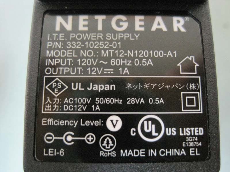 Universal Dual Band WiFi Range Extender - FCC ID PY311300171 - Netgear Incorporated (1)