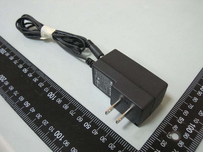 Universal Dual Band WiFi Range Extender - FCC ID PY311300171 - Netgear Incorporated (4)