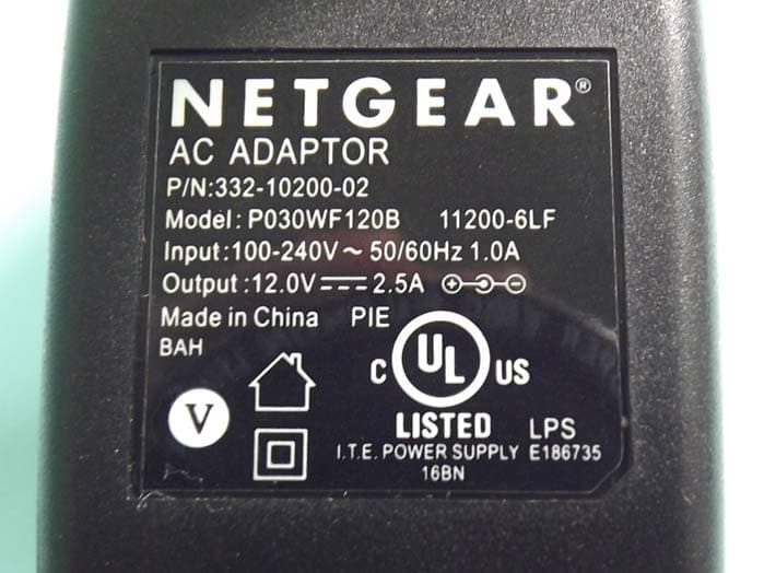 N600 Wireless Dual Band Gigabit ADSL Modem Router - FCC ID PY311400180 - Netgear Incorporated (1)