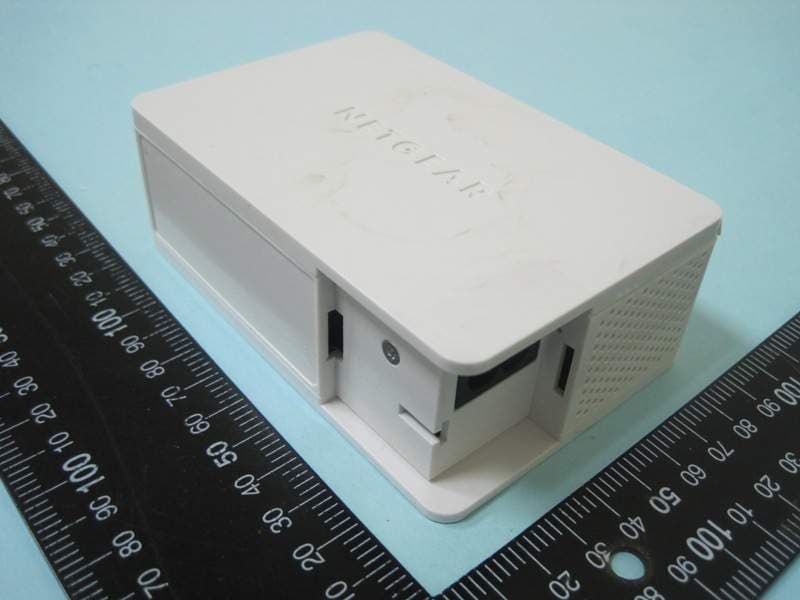 Universal Dual Band Wi-Fi Extender - FCC ID PY312300208 - Netgear Incorporated (5)